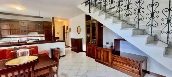 2 bedrooms Villa in Massa, Italy No. 355302 6