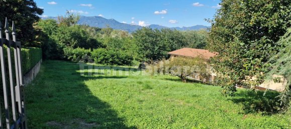 Grundstück in Daverio, Italy 1650m², Nr. 347578 2