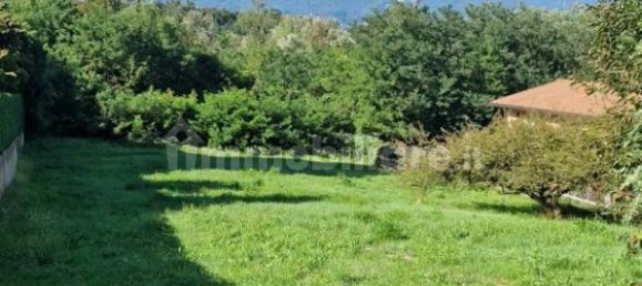 Grundstück in Daverio, Italy 1650m², Nr. 347578 3