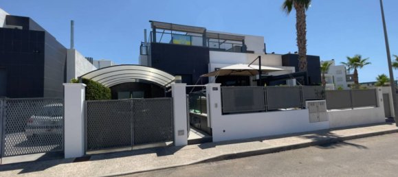 3 Schlafzimmer Villa in Alicante, Spain, Nr. 8596 3