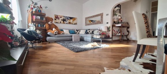 5 rooms Apartment in Viareggio, Italy No. 40645 6