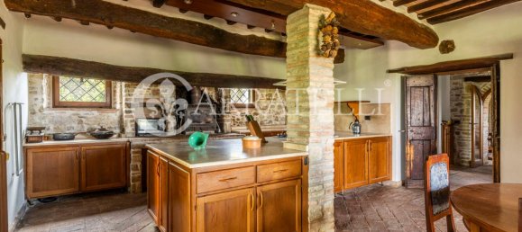 24 rooms House in Todi, Italy No. 5178 24