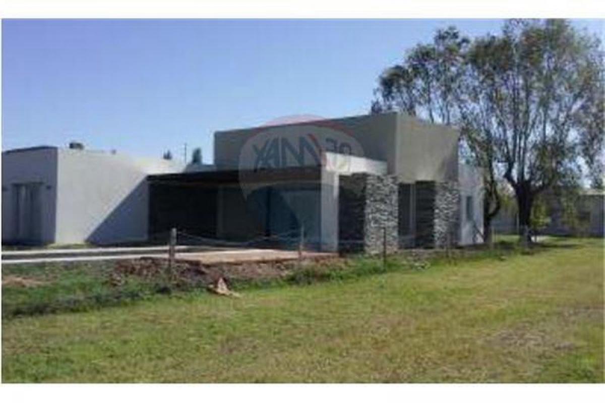 3 bedrooms House in Pilar, Argentina No. 86070