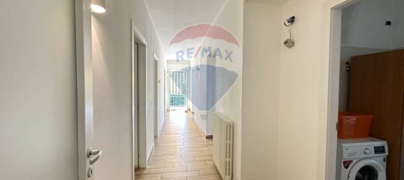 Apartamento T3 em Cuasso al Monte, Italy N.º 332217 4