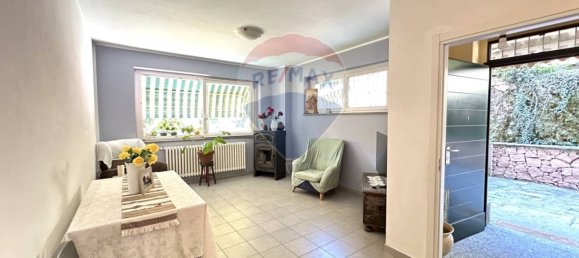 Apartamento T3 em Cuasso al Monte, Italy N.º 332217 2