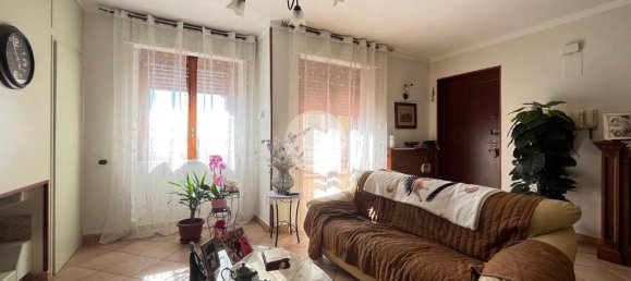 3 bedrooms Duplex in Giugliano in Campania, Italy No. 346154 2