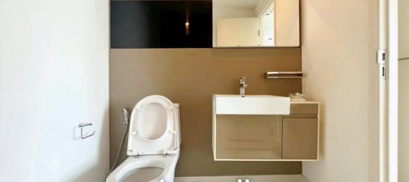 2 bedrooms Condo in Bangkok, Thailand No. 14809 8