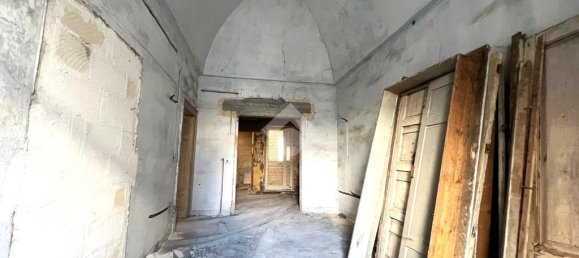 Apartamento T4 em Mesagne, Italy N.º 329650 13