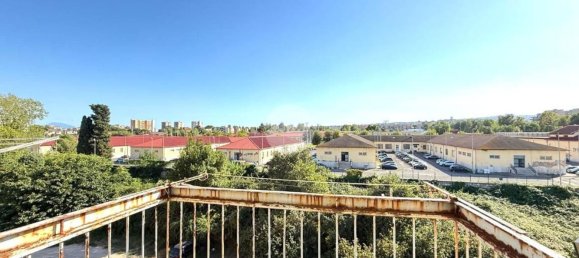 4 bedrooms Apartment in Naples, Italy No. 341291 26