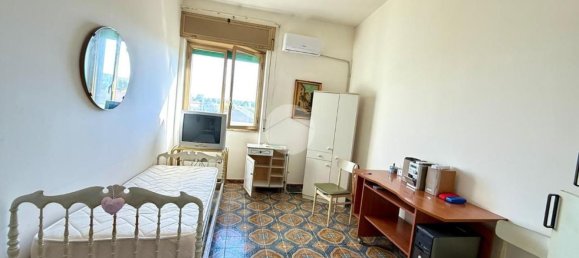 4 bedrooms Apartment in Naples, Italy No. 341291 18