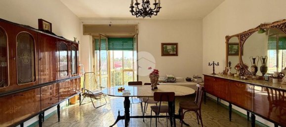 4 bedrooms Apartment in Naples, Italy No. 341291 4