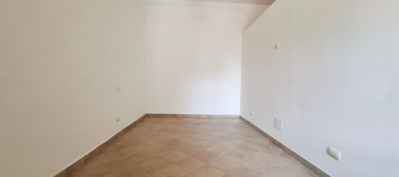 4غرفة شقة في Pontedera, Italy رقم 301089 2