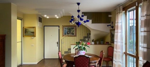 Дуплекс с 7 комнатами в Гудо Висконти, Италия № 162345 5