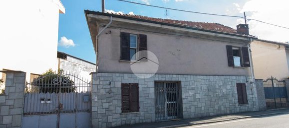 Villa de 2 dormitorios en Volpiano, Italy No. 329633 2