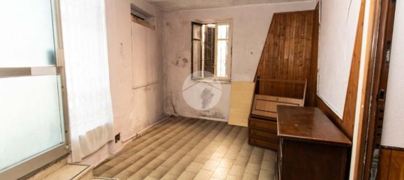 Villa de 2 dormitorios en Volpiano, Italy No. 329633 4