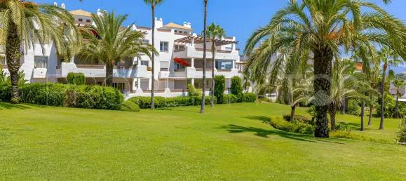 2 bedrooms Penthouse in Estepona, Spain No. 134080 19
