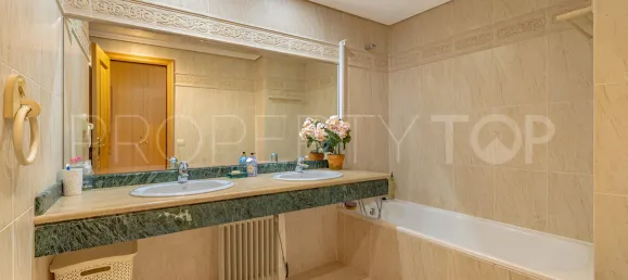 2 bedrooms Penthouse in Estepona, Spain No. 134080 14