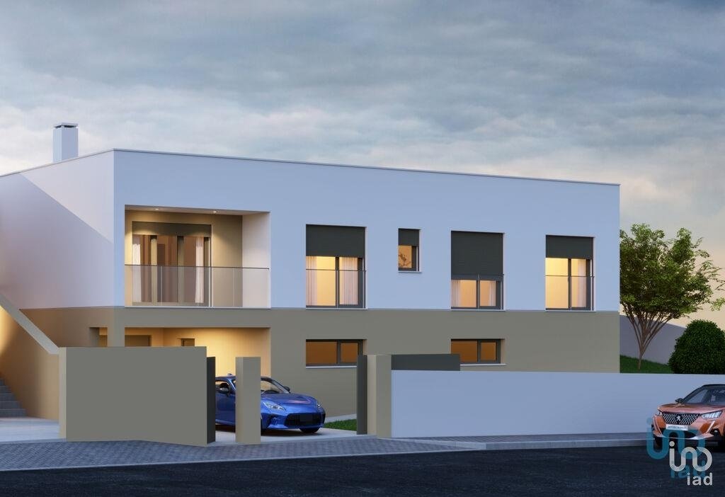 3 bedrooms Townhouse in Torres Vedras, Portugal No. 103968