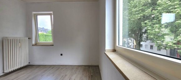4-salle Appartement à Duisburg, Germany No. 9579 11