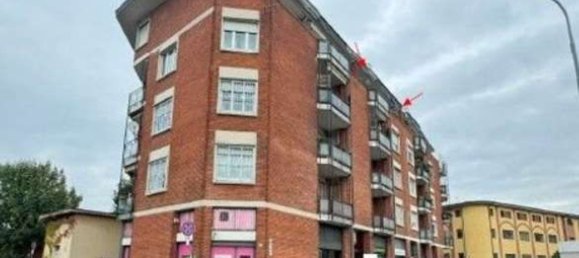 3 rooms Apartment in Baranzate, Italy No. 331465 4