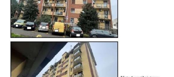 3 rooms Apartment in Baranzate, Italy No. 331465 2