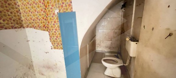 1غرفة عقار تجاري في Molfetta, Italy رقم 17939 4