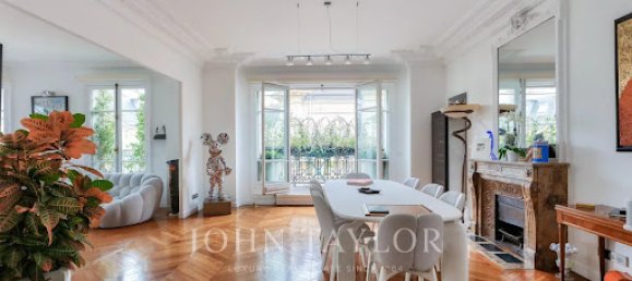 3 bedrooms Apartment in Paris, France No. 127940 10