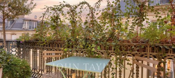 3 bedrooms Apartment in Paris, France No. 127940 24