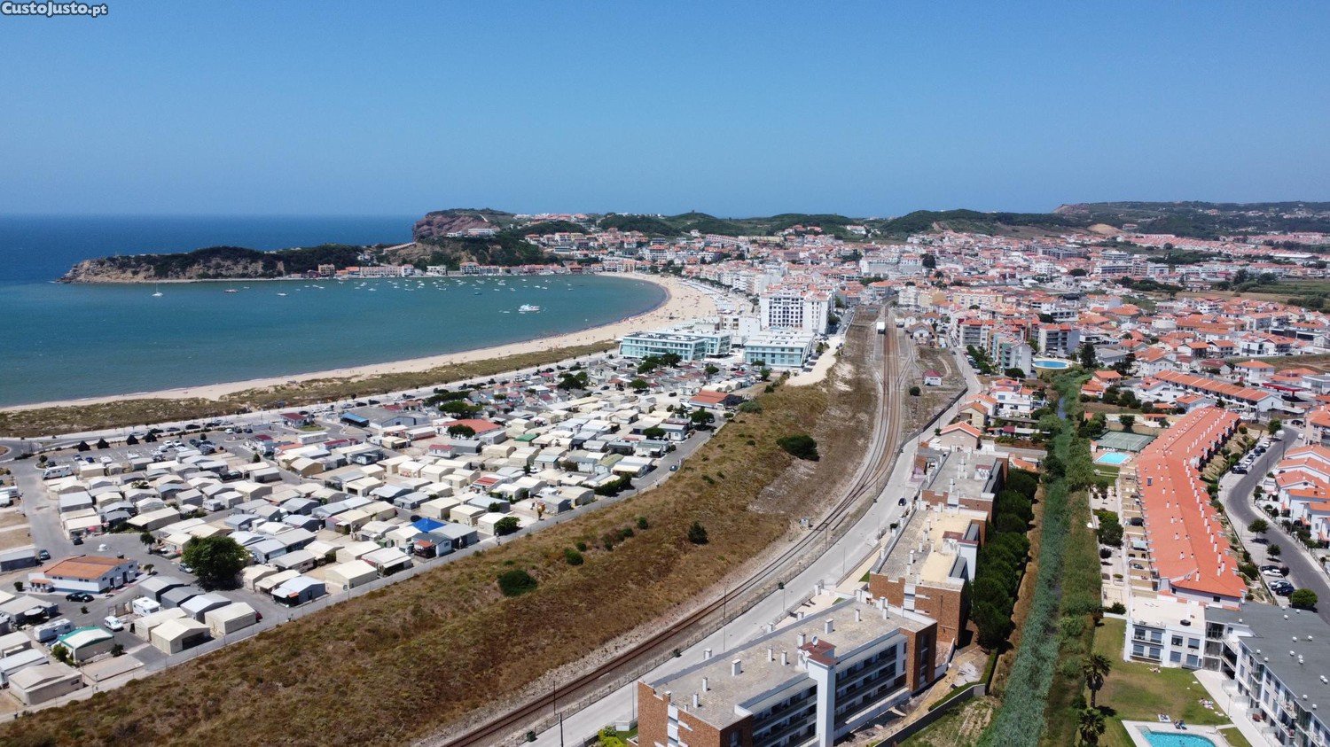 3 bedrooms Apartment in Sao Martinho do Porto, Portugal No. 332651