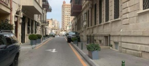 60 rooms Commercial property in Nasimi, Azerbaijan No. 1106 12