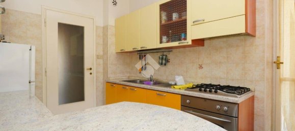 2 bedrooms Apartment in Susa, Italy No. 297493 6