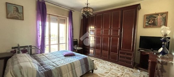 3 bedrooms Apartment in Casoria, Italy No. 340028 5