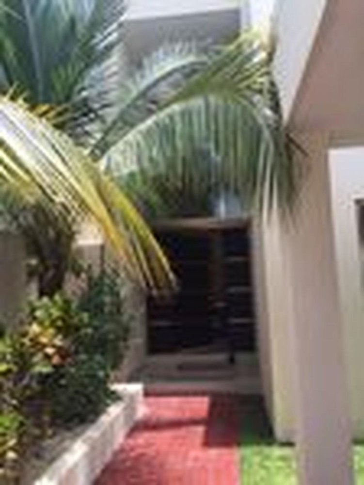 Casa de 4 dormitorios en Yucatán, Mexico No. 176136