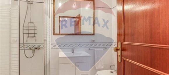 3 bedrooms Apartment in Lisbon, Portugal No. 70354 3