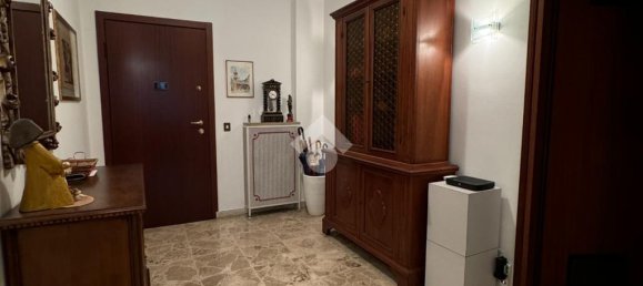 3 bedrooms Apartment in Verona, Italy No. 220573 17