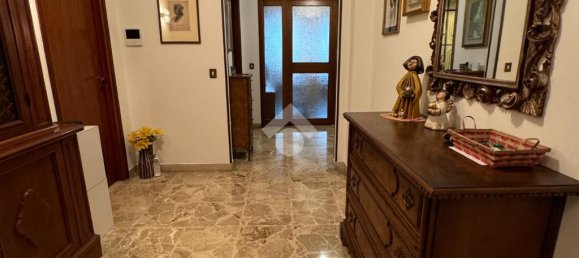 3 bedrooms Apartment in Verona, Italy No. 220573 18