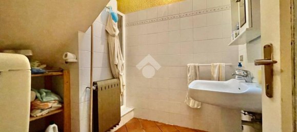 Дом с 6 комнатами в Кастелламонте, Италия № 25279 32