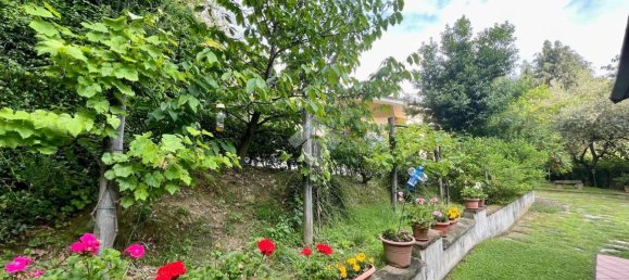 Дом с 6 комнатами в Кастелламонте, Италия № 25279 24