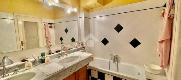 Дом с 6 комнатами в Кастелламонте, Италия № 25279 20