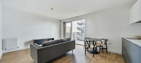 1 bedroom Apartment in Southall, United Kingdom No. 11108 14