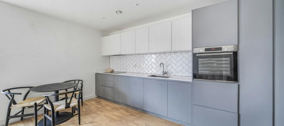 1 bedroom Apartment in Southall, United Kingdom No. 11108 8