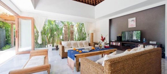 3 bedrooms Villa for rent in Seminyak, Badung, Bali, Indonesia № 3221 7