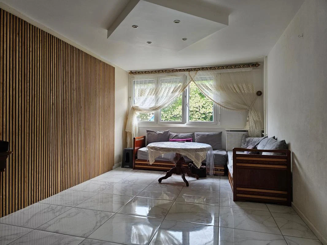 4 Schlafzimmer Wohnung in Saint-Etienne, France, Nr. 348231