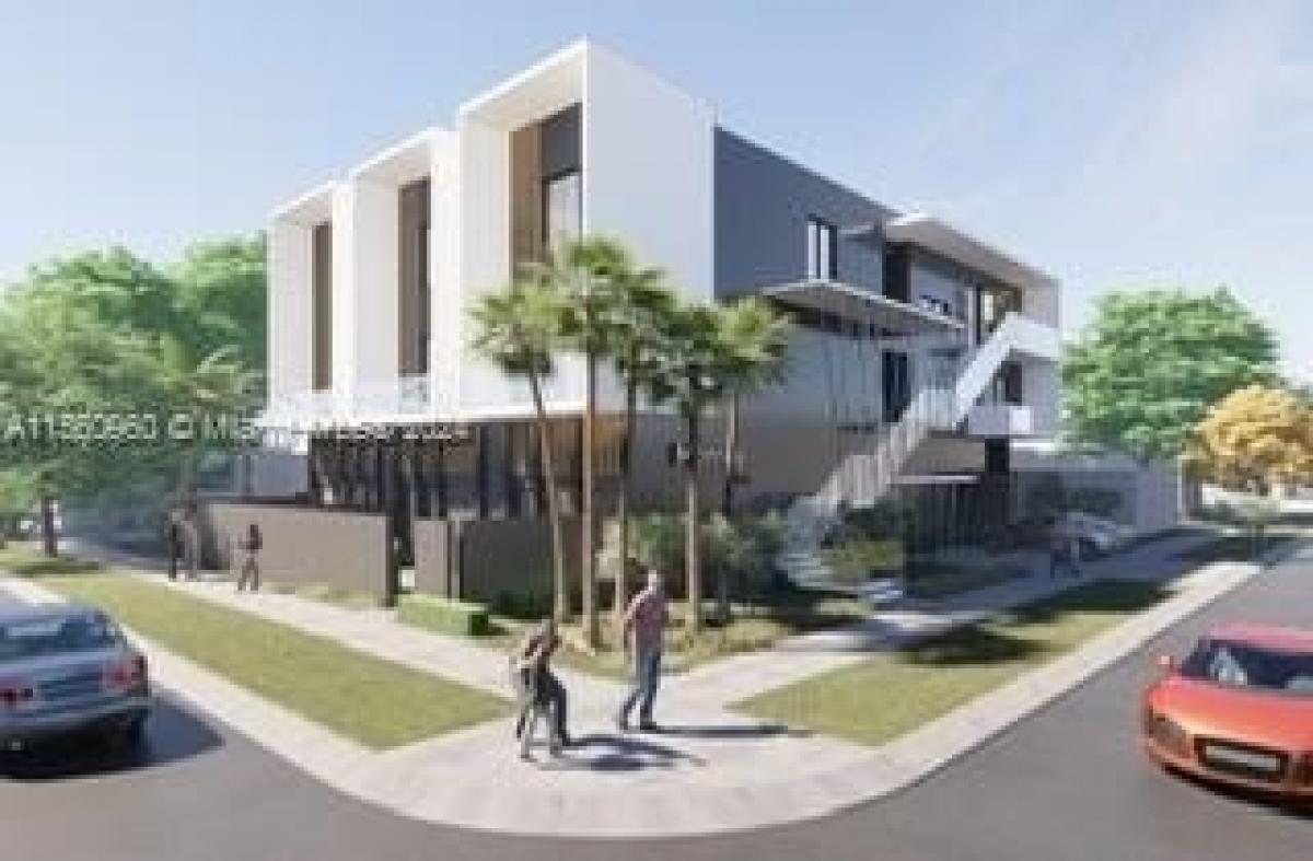  Land in Hollywood, USA No. 489025