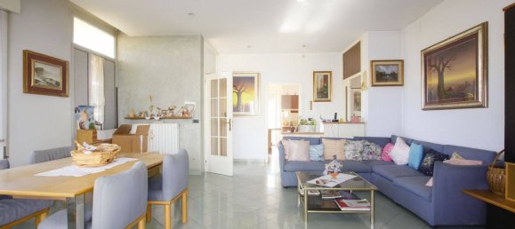 4 Schlafzimmer Villa in Rimini, Italy, Nr. 283645 2