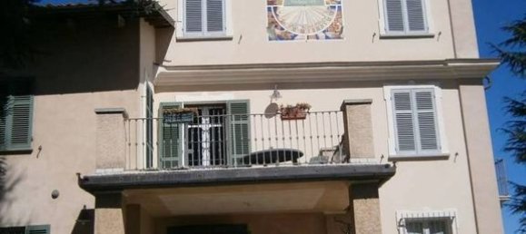 21 Schlafzimmer Villa in Cisterna d'Asti, Italy, Nr. 334976 43