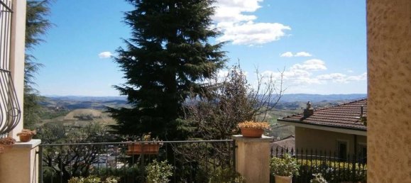 21 Schlafzimmer Villa in Cisterna d'Asti, Italy, Nr. 334976 9