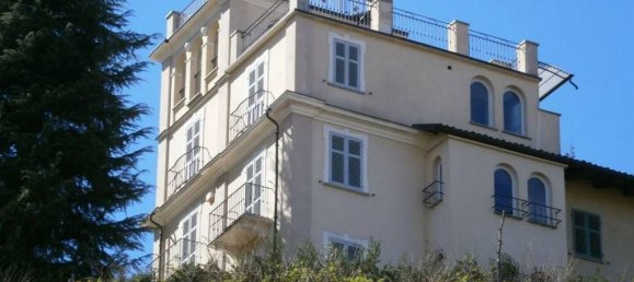 21 Schlafzimmer Villa in Cisterna d'Asti, Italy, Nr. 334976 37