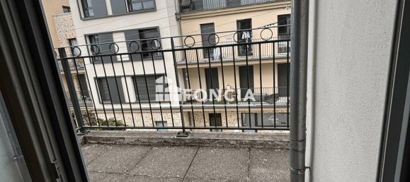 Estudio en Chennevieres-sur-Marne, France No. 298961 2