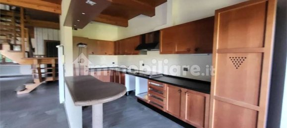 4 Schlafzimmer Wohnung in Orta San Giulio, Italy, Nr. 333541 15